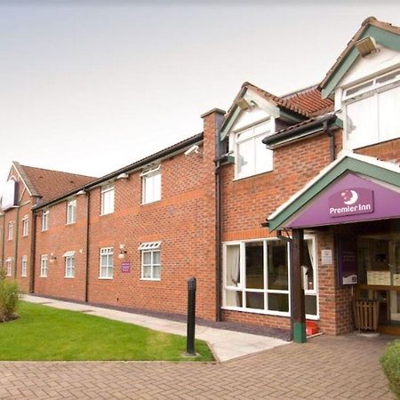 Premier Inn Runcorn Exteriör bild