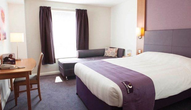 Premier Inn Runcorn Exteriör bild